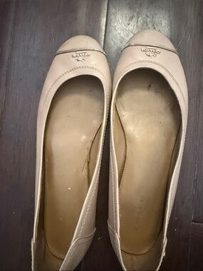 Coach Women's Nude Pink Leather Ballet Flats with Metal Logo